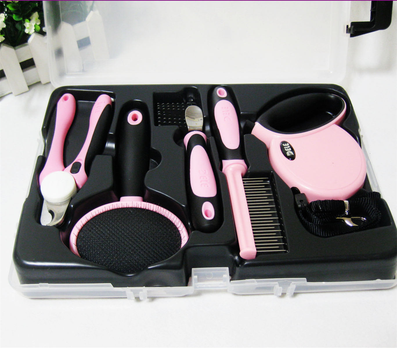 Dog Grooming & Traction Kit Set – 6-in-1 Pet Grooming Tools with Storage Box